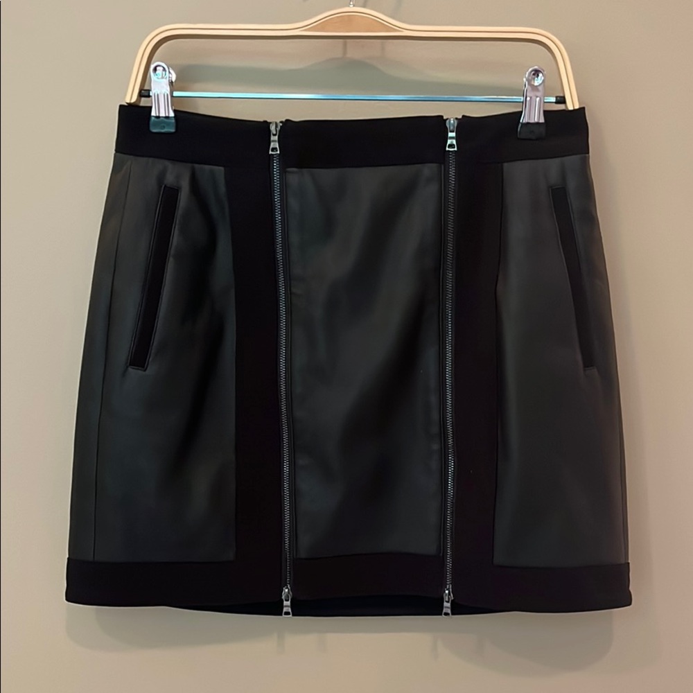 BCBGMaxAzria Black Mini Pencil Skirt Work